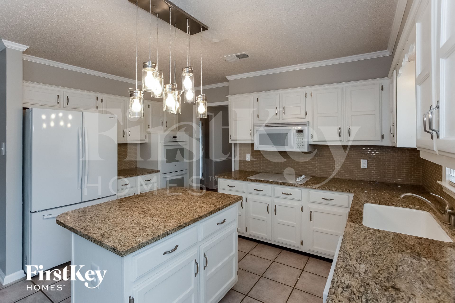 Building Photo - 8870 Cherrywood Cove