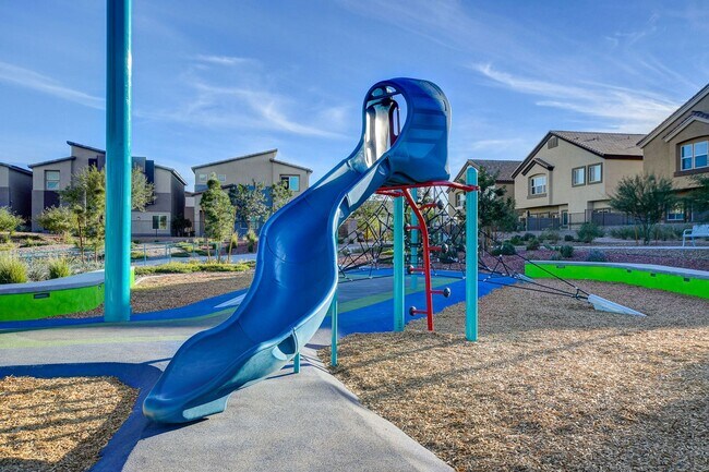 Building Photo - Gated community Located within the Valley Vista Master Plan. 4 Bed 3 Bath features and Open and i...