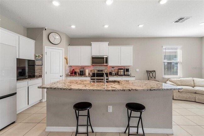 Building Photo - 3914 Lively Coral Pl