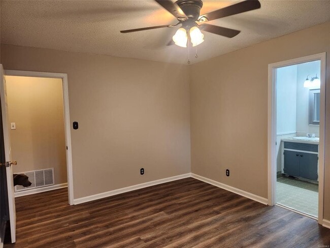 Building Photo - 278 Teri Ln