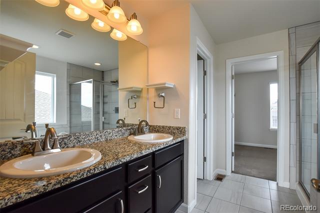 Building Photo - 9761 Beryl Dr