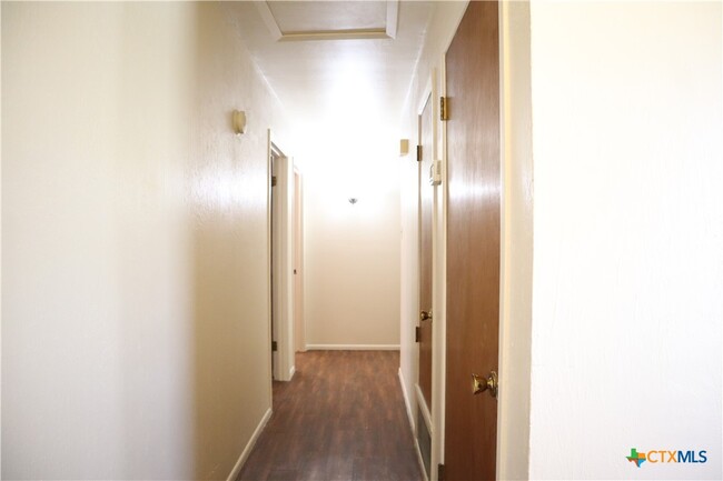 Primary Photo - 1403 Canary Ln
