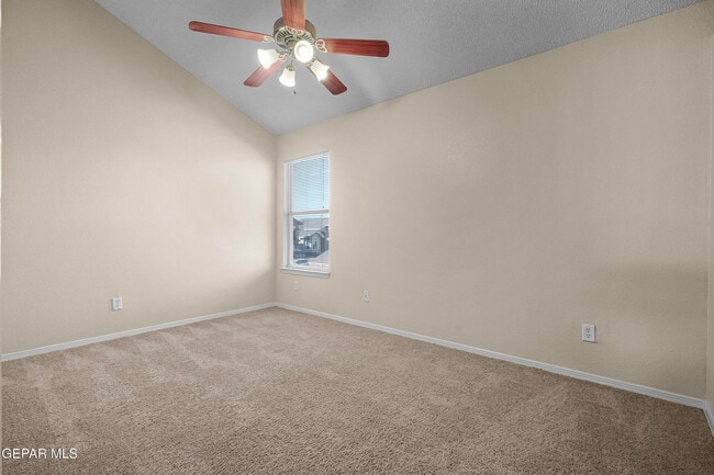 Building Photo - 3820 Tierra Campa Dr