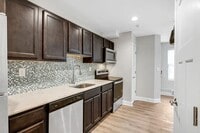 Building Photo - Reserves on Washington Park