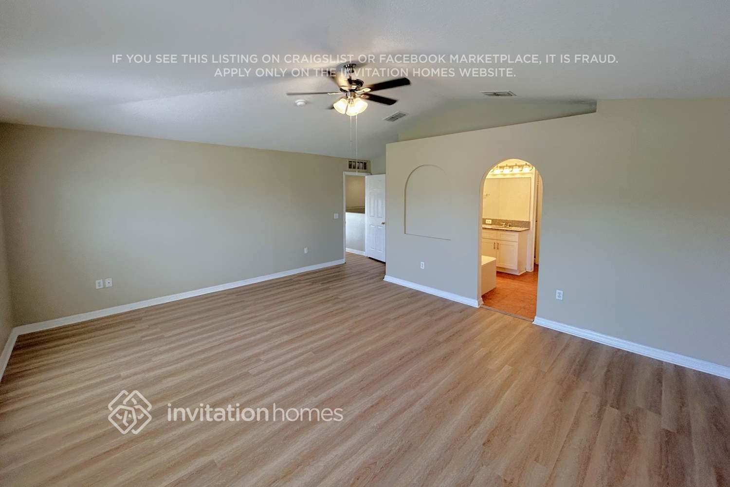 Building Photo - 5020 Spanish Oaks Blvd