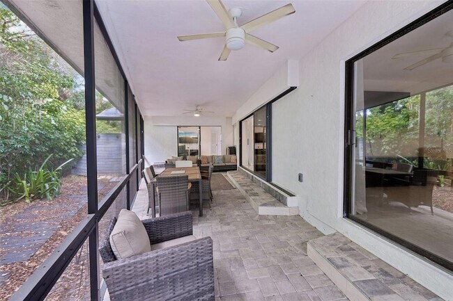 Building Photo - 155 Old Tamiami Trail