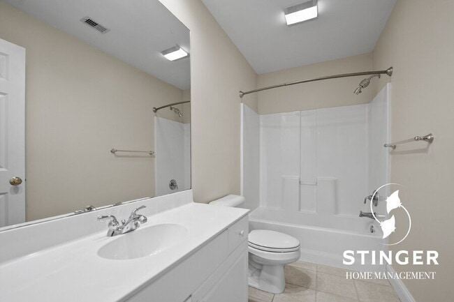 Building Photo - 130 Bartram Dr