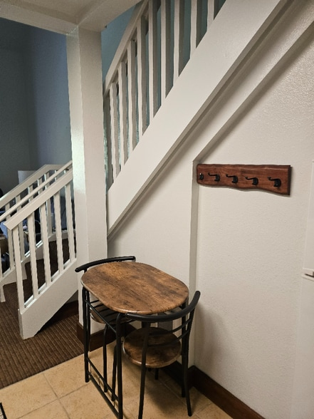 Building Photo - 113 Angani Way
