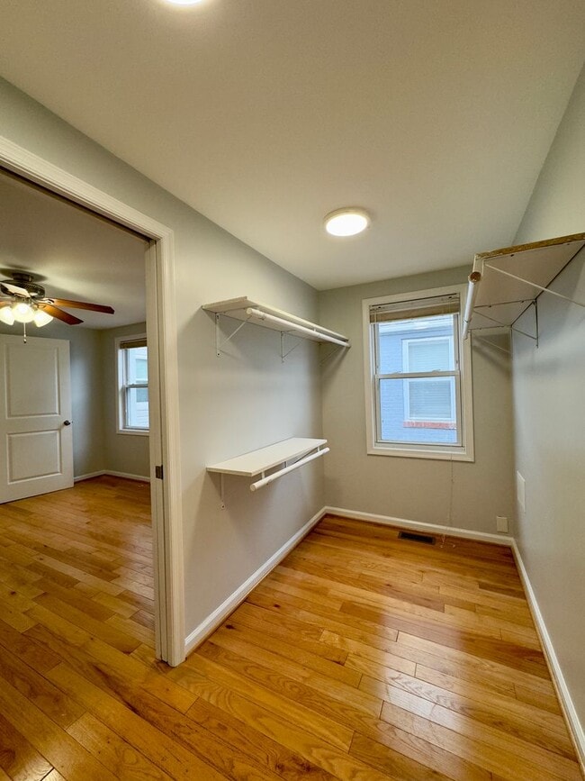 Building Photo - Charming 2 Bedroom/2.5 Bathroom Townhome in Upper Fells Point, MD!