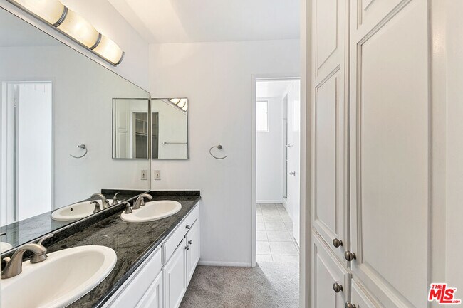 Building Photo - 28206 Rey De Copas Ln