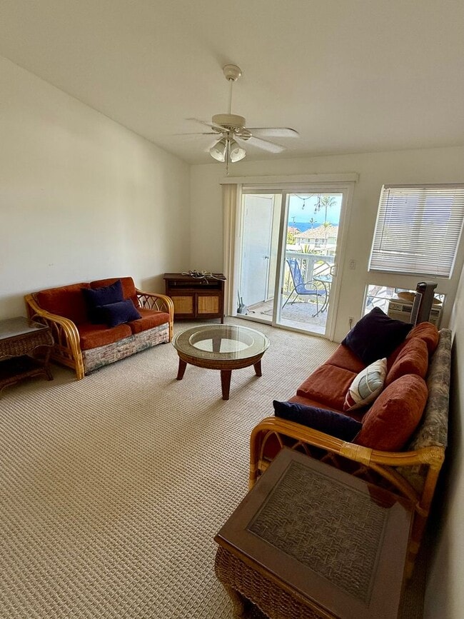 Building Photo - $2,7500 / 2 bedroom, 2 bath - Kona Sea Ridge Condo