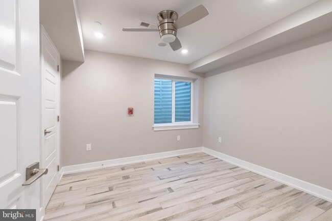 Building Photo - 2339 N 10th St