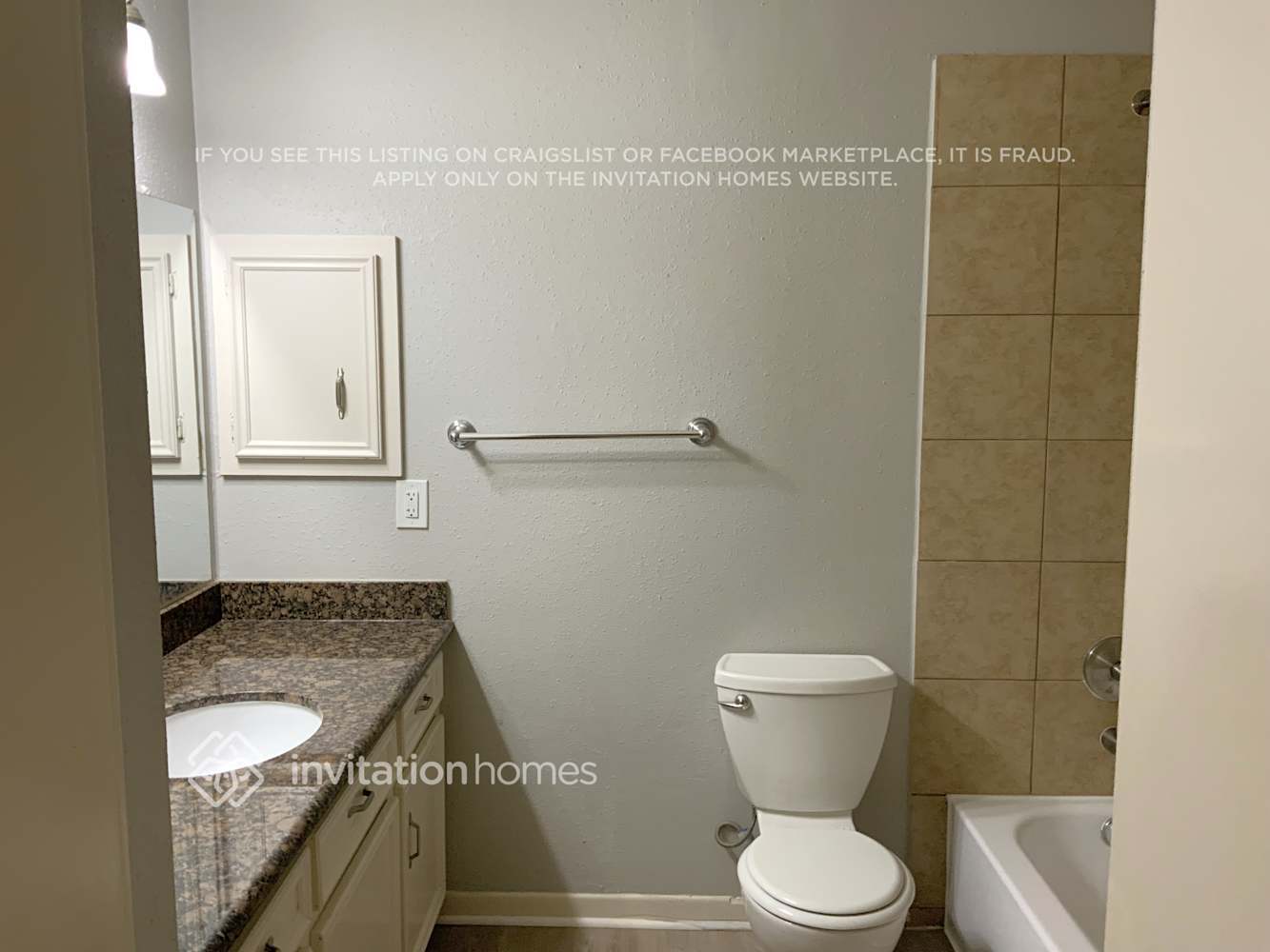 Building Photo - 2306 Cambridge Ct N