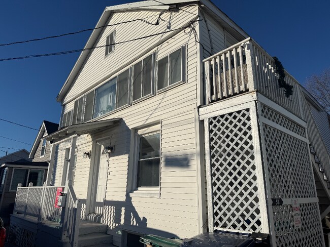 Building Photo - 5 Johnson Ave