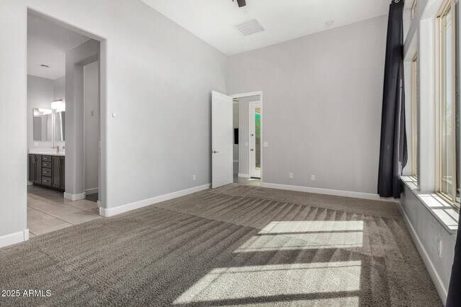 Building Photo - 11905 W Creosote Dr