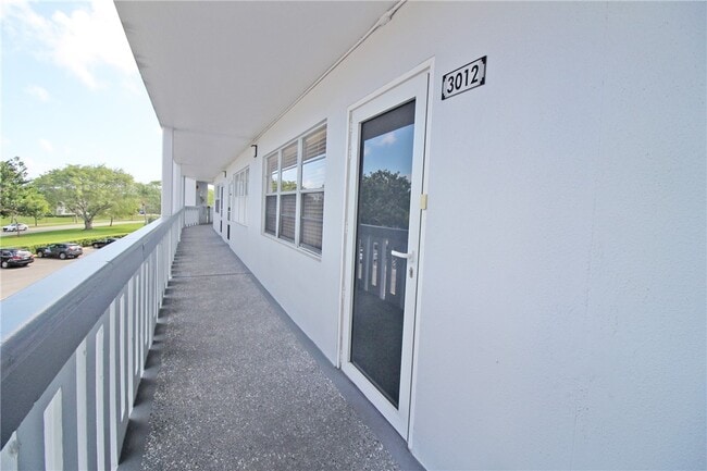 Building Photo - 9675 SW Anchor