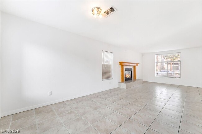 Building Photo - 2813 Via Florentine St