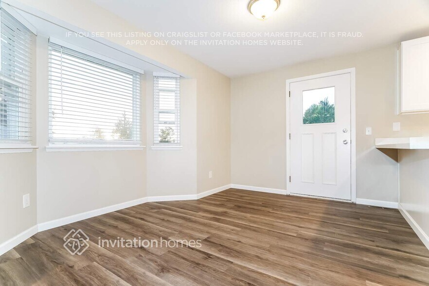 Building Photo - 1216 S 236th Pl