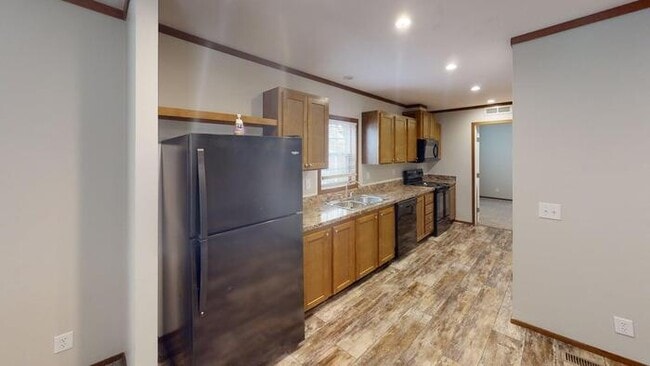 Primary Photo - 120 Northwest Dr