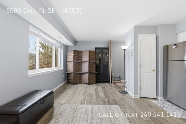 Building Photo - 5000 Call Pl SE