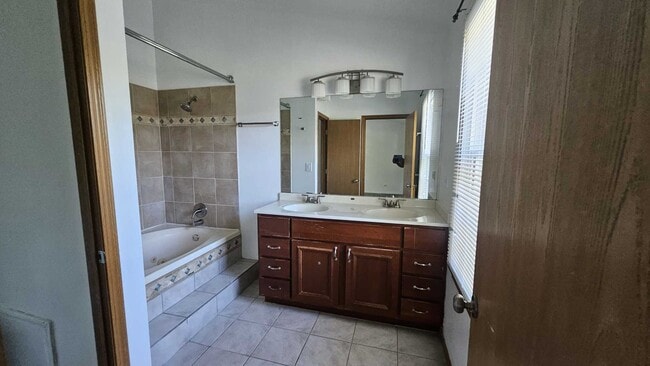 Building Photo - 1538 Crab Tree Dr