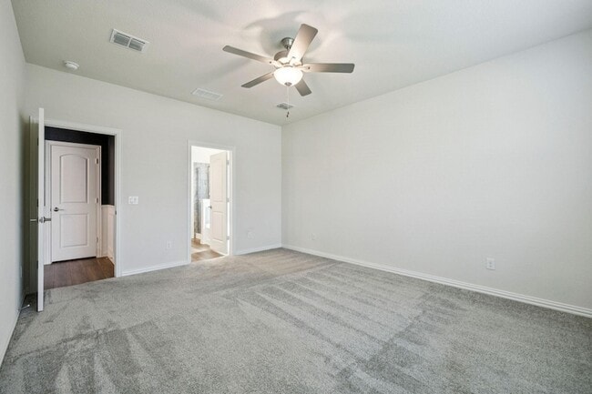 Building Photo - 2412 Rooster Ln