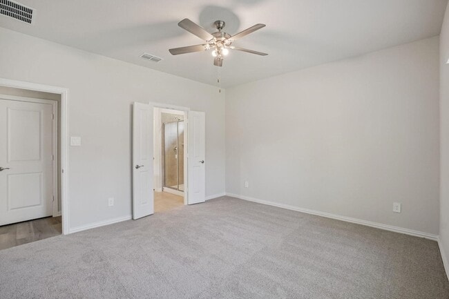 Building Photo - 6001 Belchamp Dr