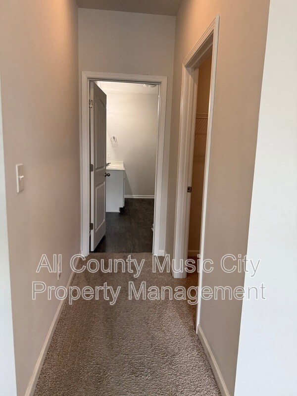 Building Photo - 337 Tessa Grace Wy