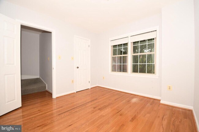 Building Photo - 601 N Tazewell St