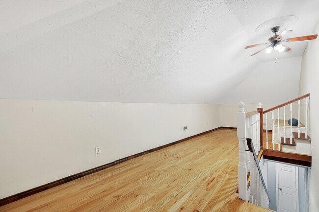 Building Photo - 2426 Quail Ridge Ln SW