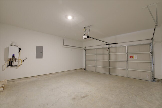 Building Photo - 21723 Colonial Medow Creek Trl