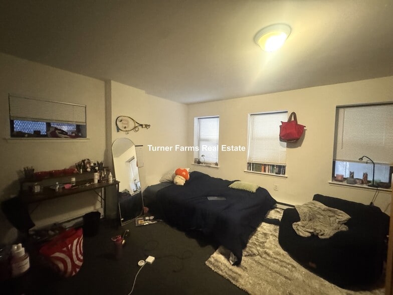 Building Photo - 774 Columbus Ave