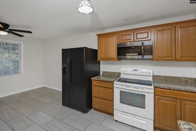 Building Photo - 1405 Parkdale Dr