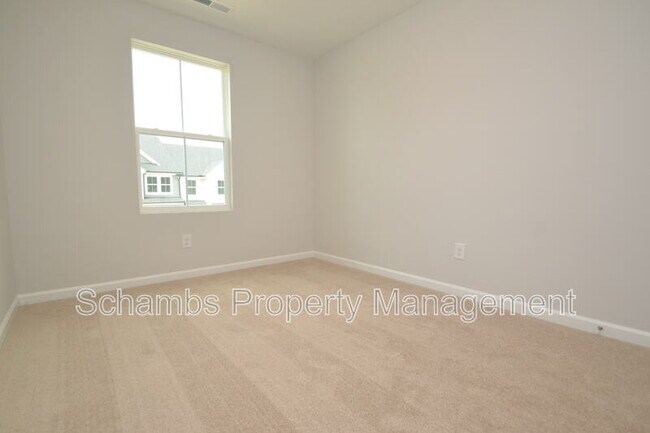 Building Photo - 1226 Bessie Ct