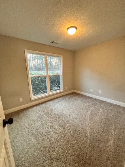 Building Photo - 1242 Ernest Elder Rd