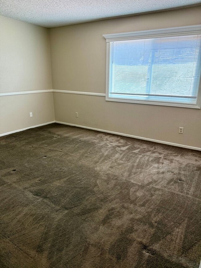 Building Photo - Lovely 3 bd, 2 bath in Moreno Valley