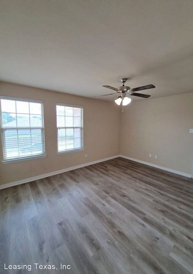 Building Photo - 3 br, 2.5 bath House - 749 River Hill Ln.