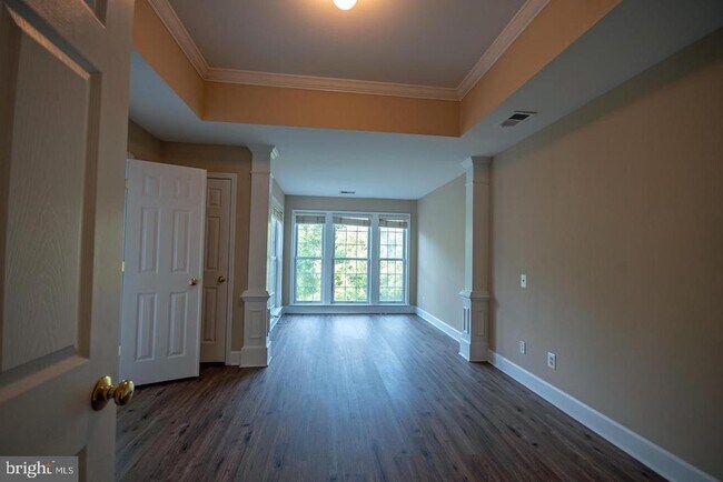 Building Photo - 2444 Terra Cotta Cir