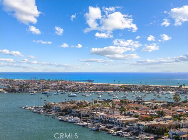 Building Photo - 2411 Bayshore Dr