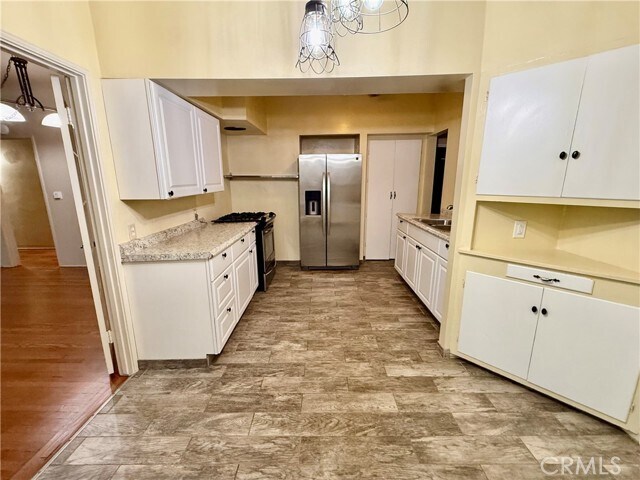 Building Photo - 2901 E Mariquita St