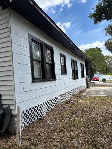 Building Photo - 8308 N 11th St