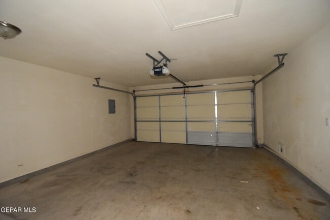 Building Photo - 7313 Brick Dust St