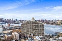 Building Photo - 25-40-40 Shore Blvd