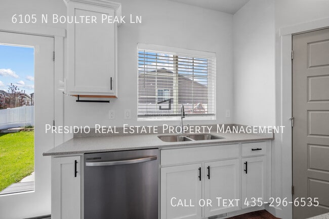 Building Photo - 6105 N Boulter Peak Ln
