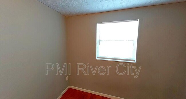 Building Photo - 7471 John F Kennedy Dr W