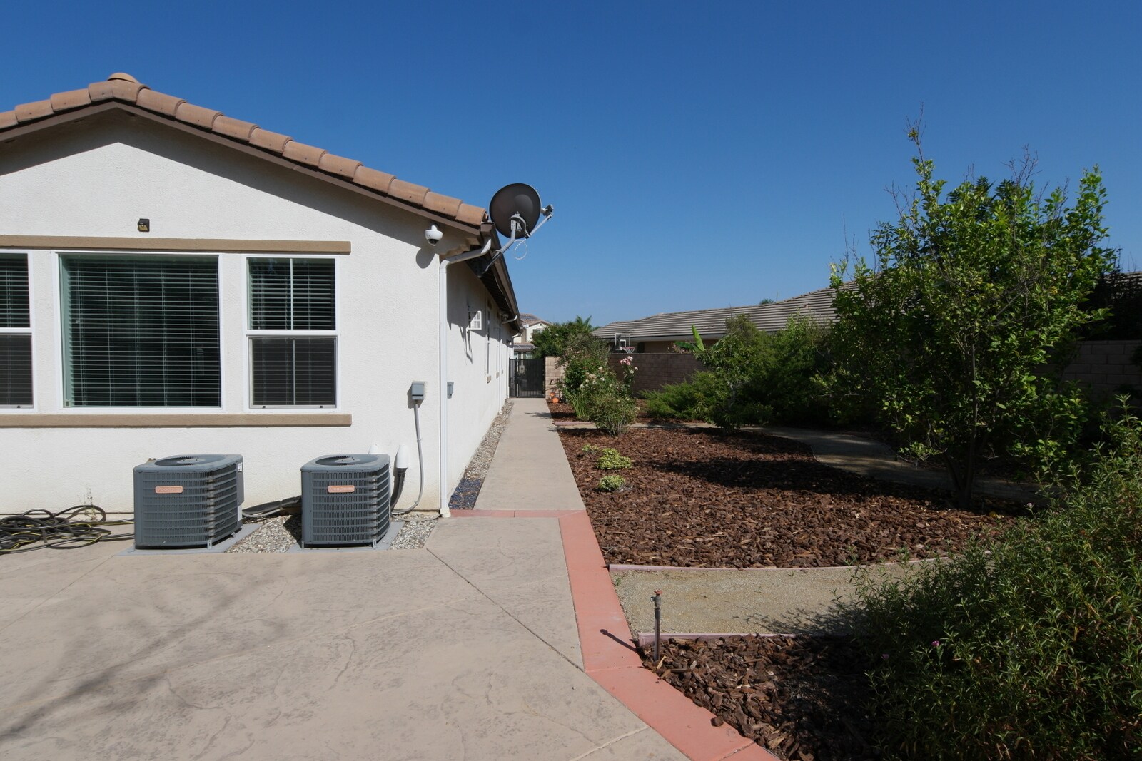 Building Photo - 2816 Bella Ct