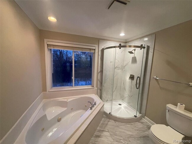 Building Photo - 19479 Scenic Harbour Dr