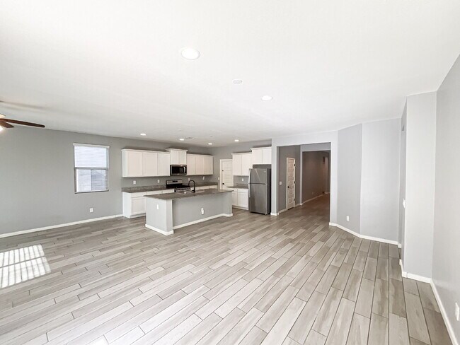 Building Photo - 36413 N Tahanta Trail