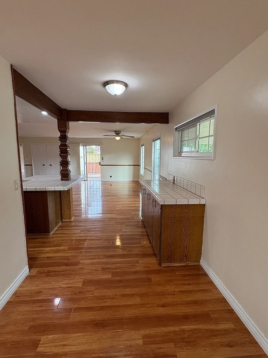 Building Photo - 1843 Santa Fe Ave