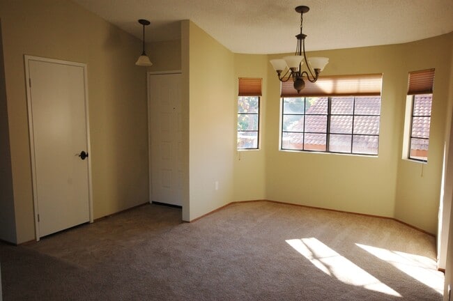 Building Photo - Charming Carlsbad Condo available